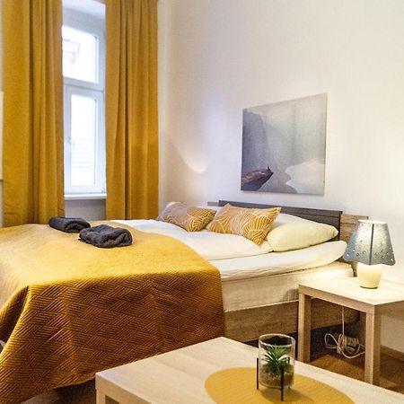 Economy 1Br Apartment Well Connected To The Whole City Vienna Exterior photo