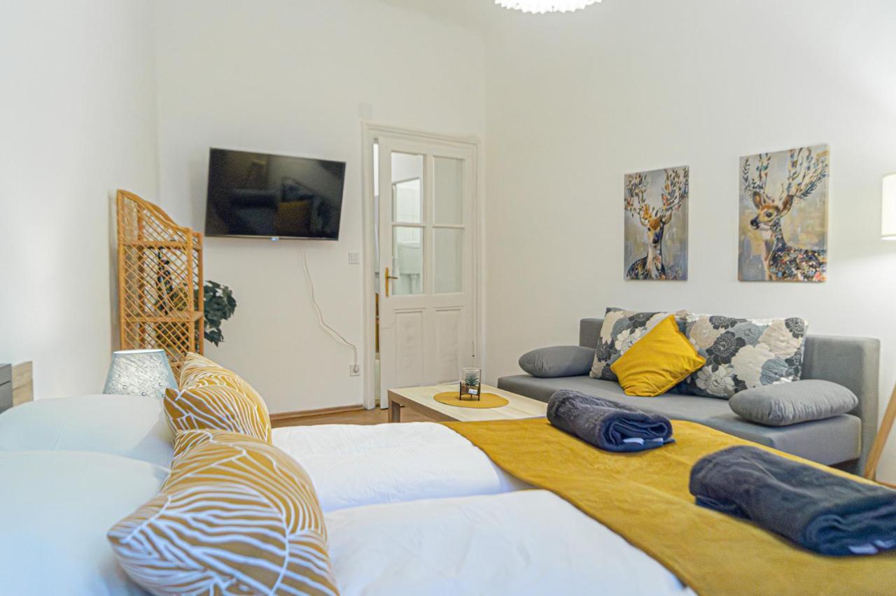 Economy 1Br Apartment Well Connected To The Whole City Vienna Exterior photo
